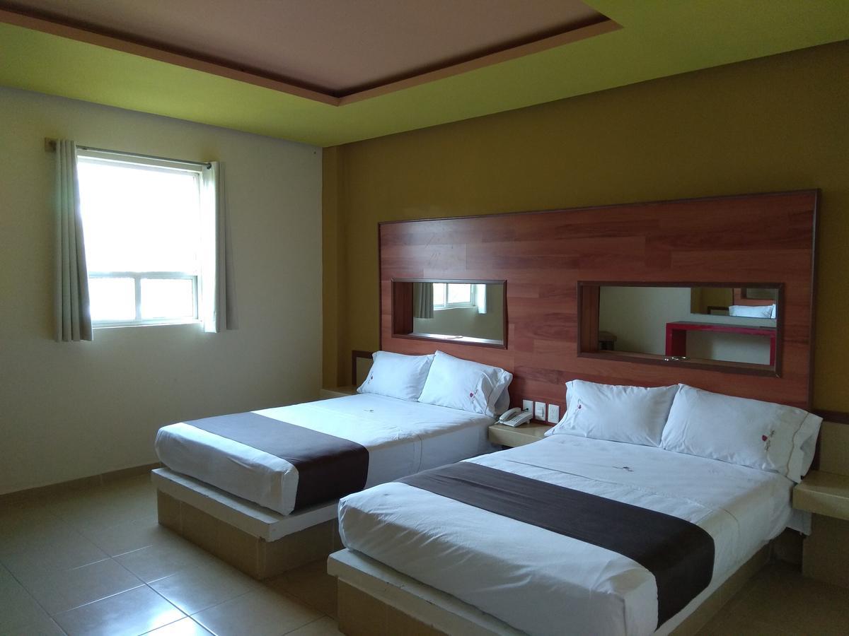 Hotel Rubi Manzanillo Esterno foto